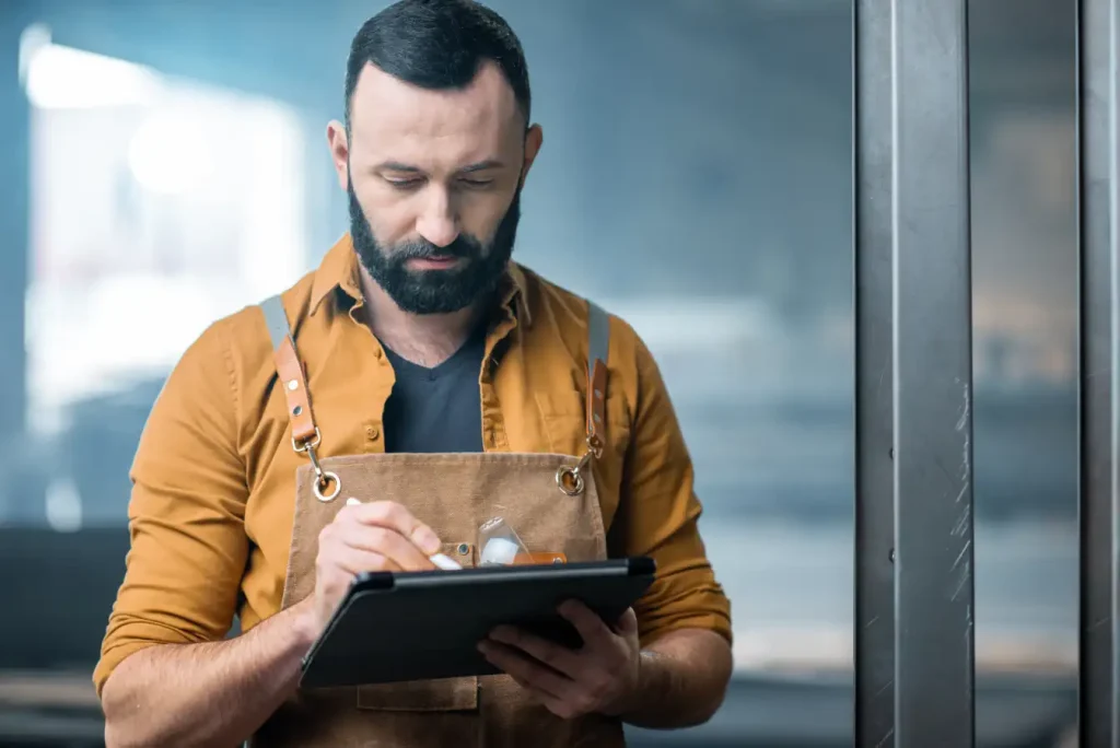 Worker aligning strategic and operational objectives in manufacturing